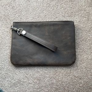 NWOT Jewell by Thirty-One wristlet